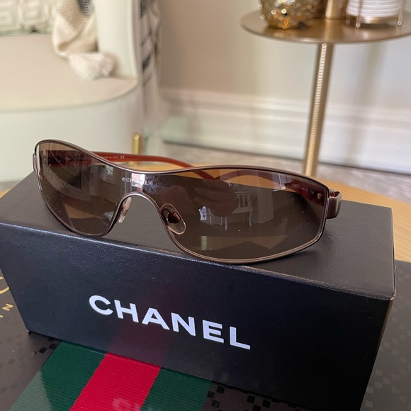 Chanel Sunglasses - Picture 3 of 8